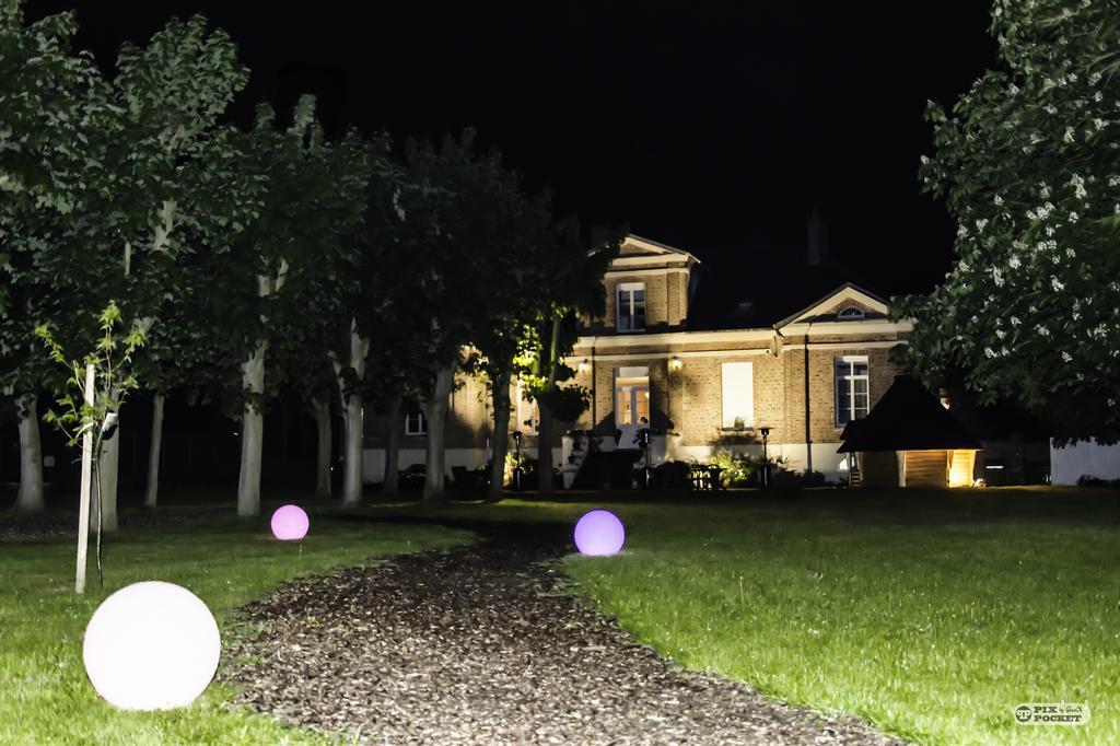 Chateau Des Lumieres Gite Et Gite Insolite Saint-Blimont Екстер'єр фото